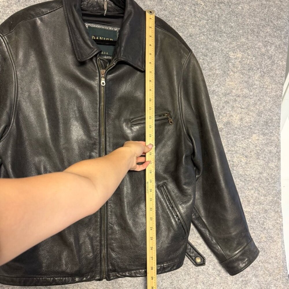 Danier Black Genuine Leather Zip Jacket Canada Classic Moto Style Outerwear - Picture 6 of 16